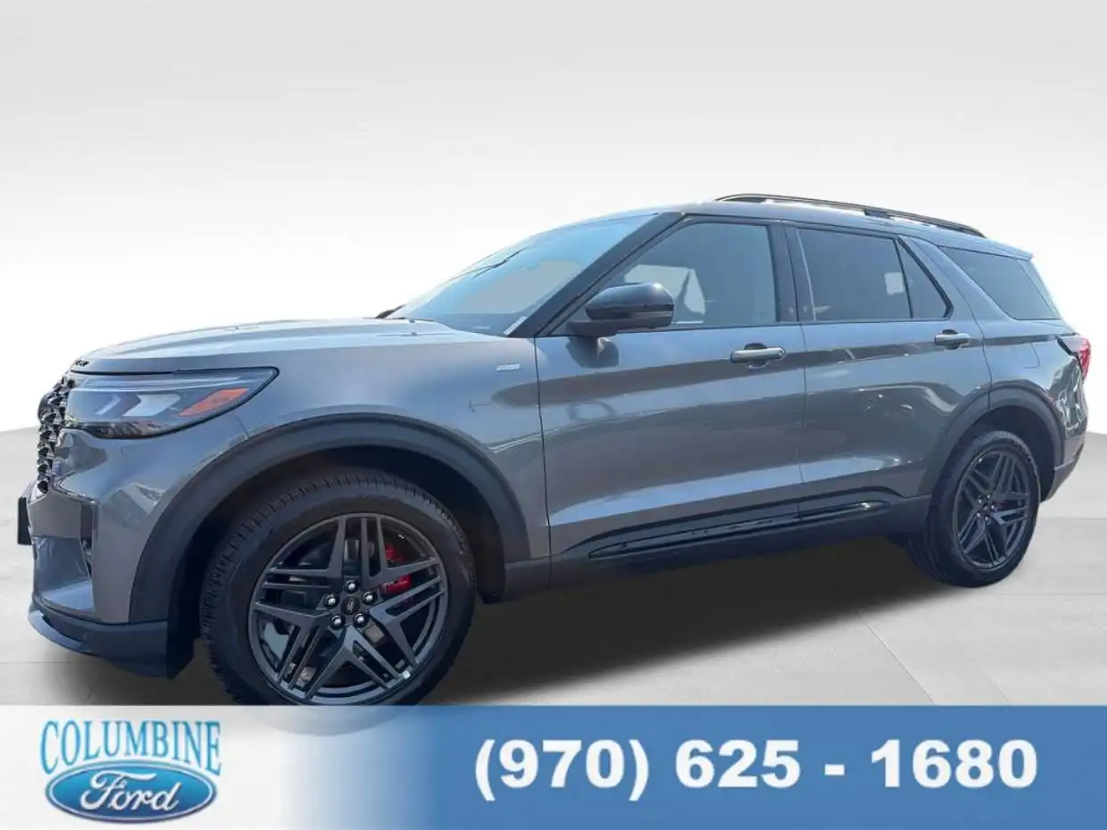 2026 Ford Explorer ST-Line 4WD's photo