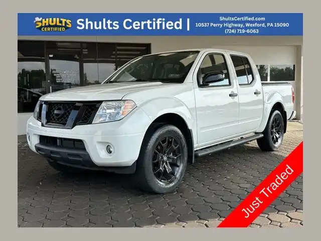 2021 Nissan Frontier SV Crew Cab 4X4 SWB's photo