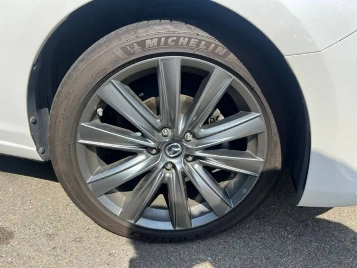 2018 Mazda EZ-6 Touring Auto photo 5
