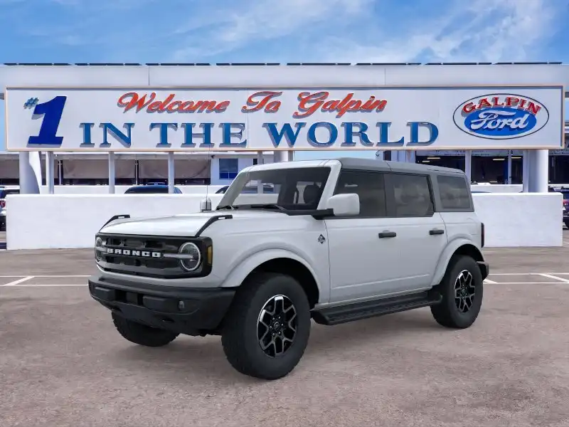 2026 Ford Bronco Outer Banks 4x4's photo