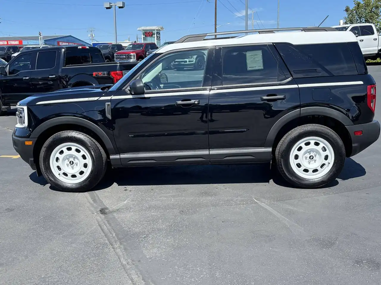 2025 Ford Bronco Sport Heritage Edition 4WD's photo