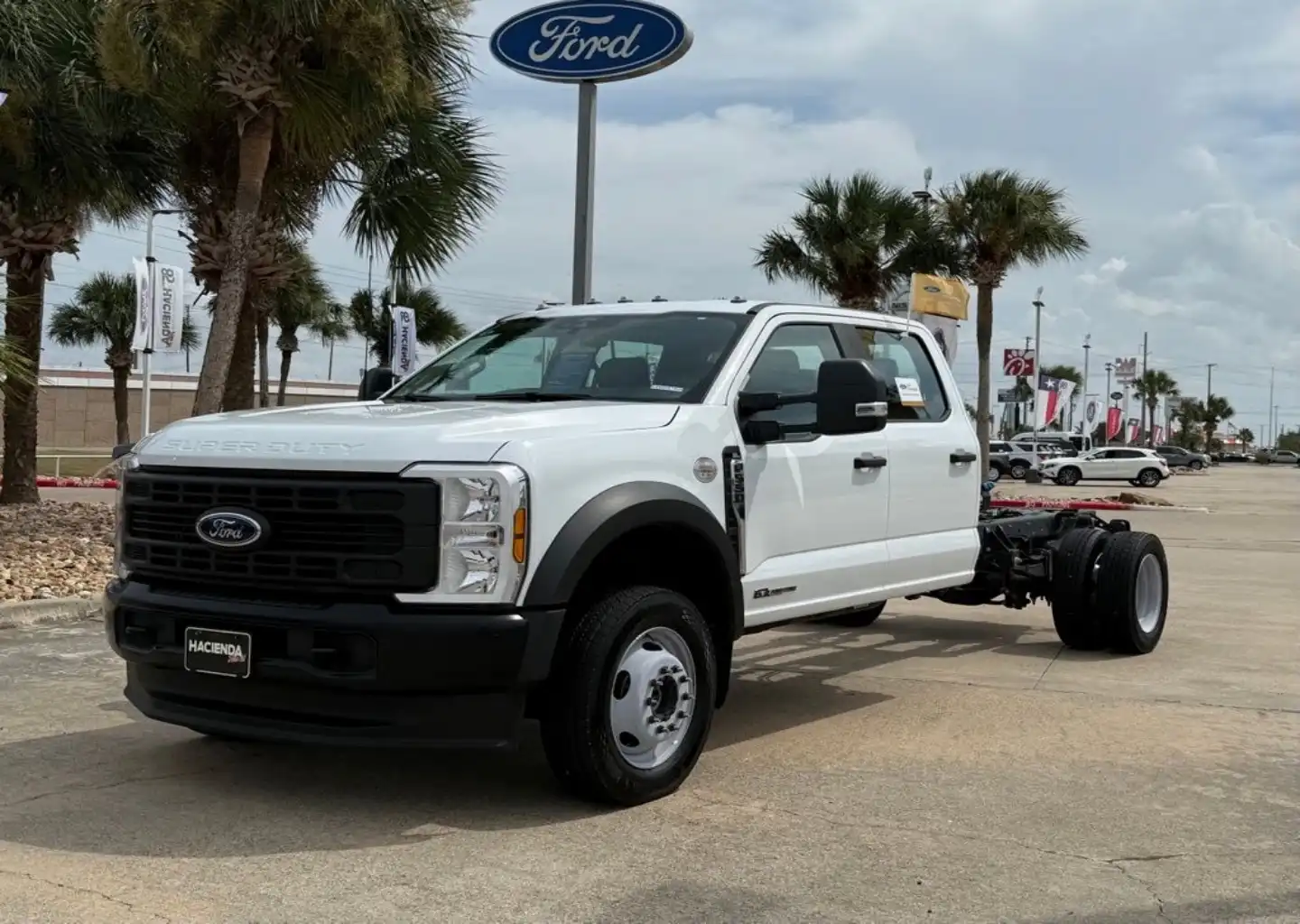 2024 Ford F-550 XL 4x4 Crew Cab 203-In DRW's photo