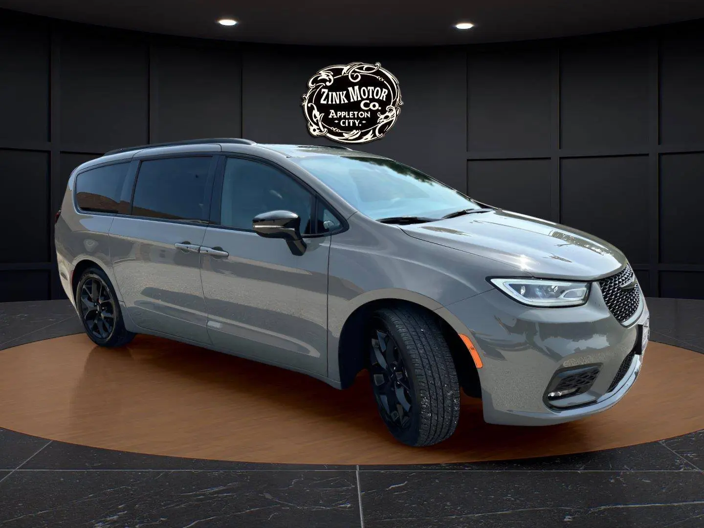 2025 Chrysler Pacifica Limited photo 3