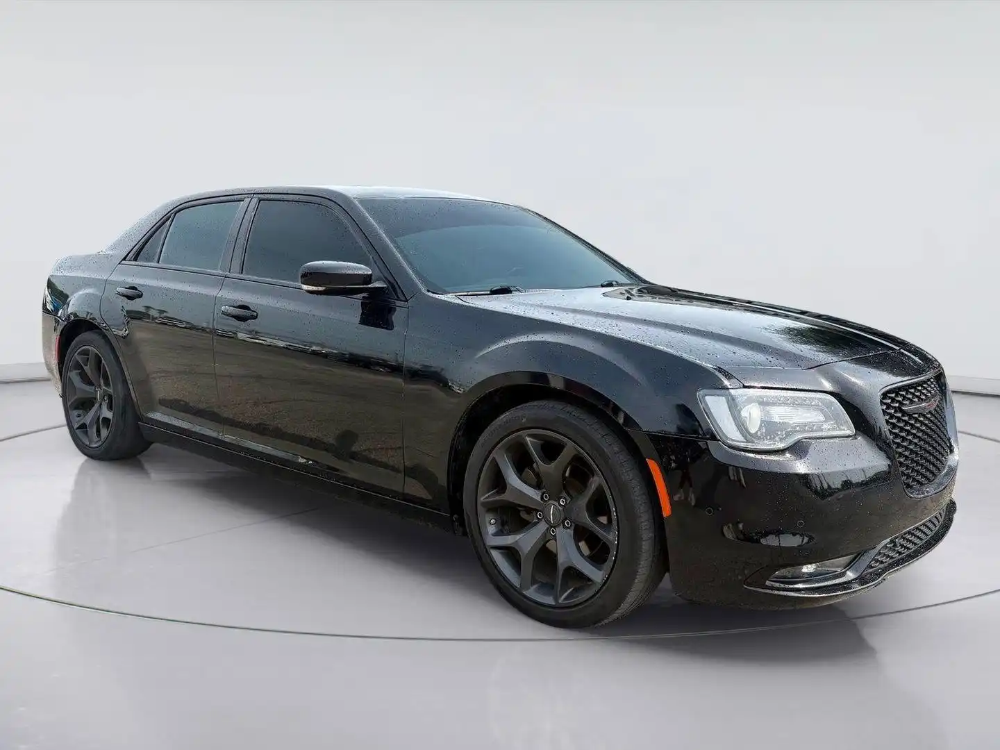2022 Chrysler 300 S's photo