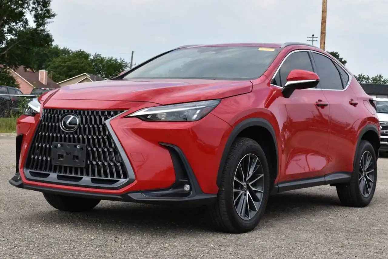 2025 Lexus NX 350h 350h Premium AWD's photo