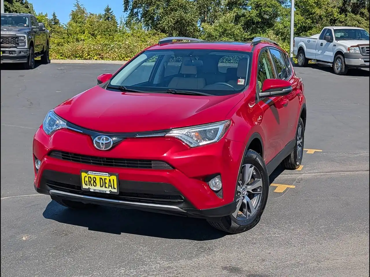 2016 Toyota RAV4 XLE AWD's photo