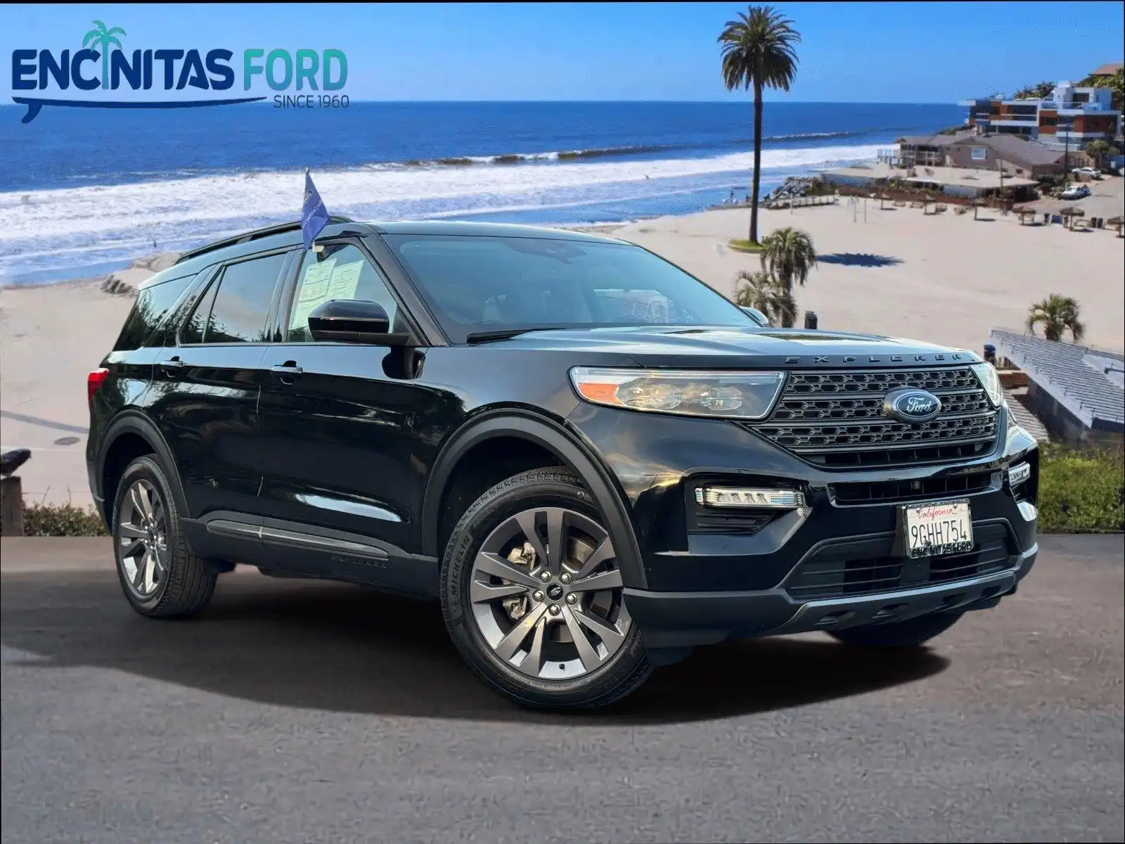 2023 Ford Explorer XLT 4WD's photo