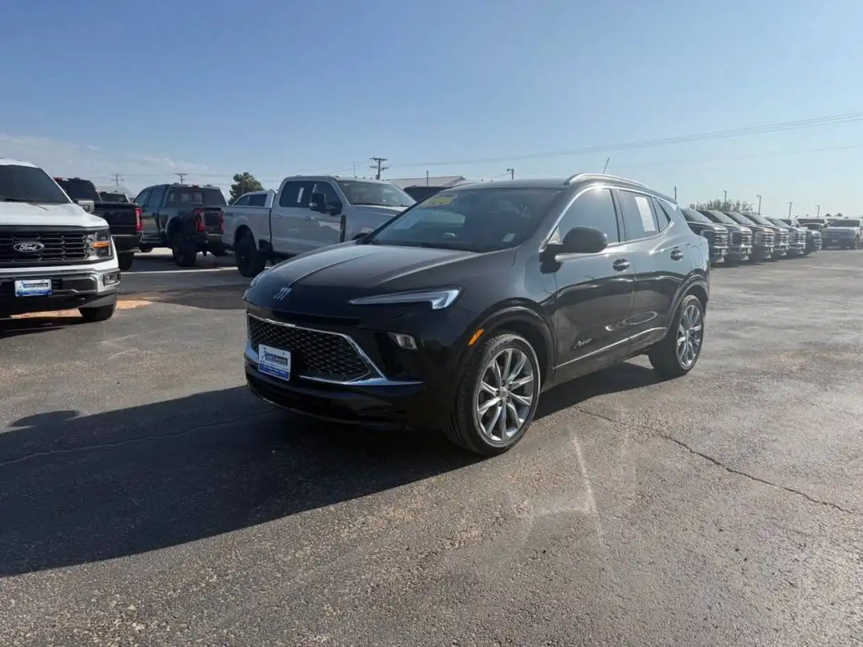 2024 Buick Encore GX Avenir's photo