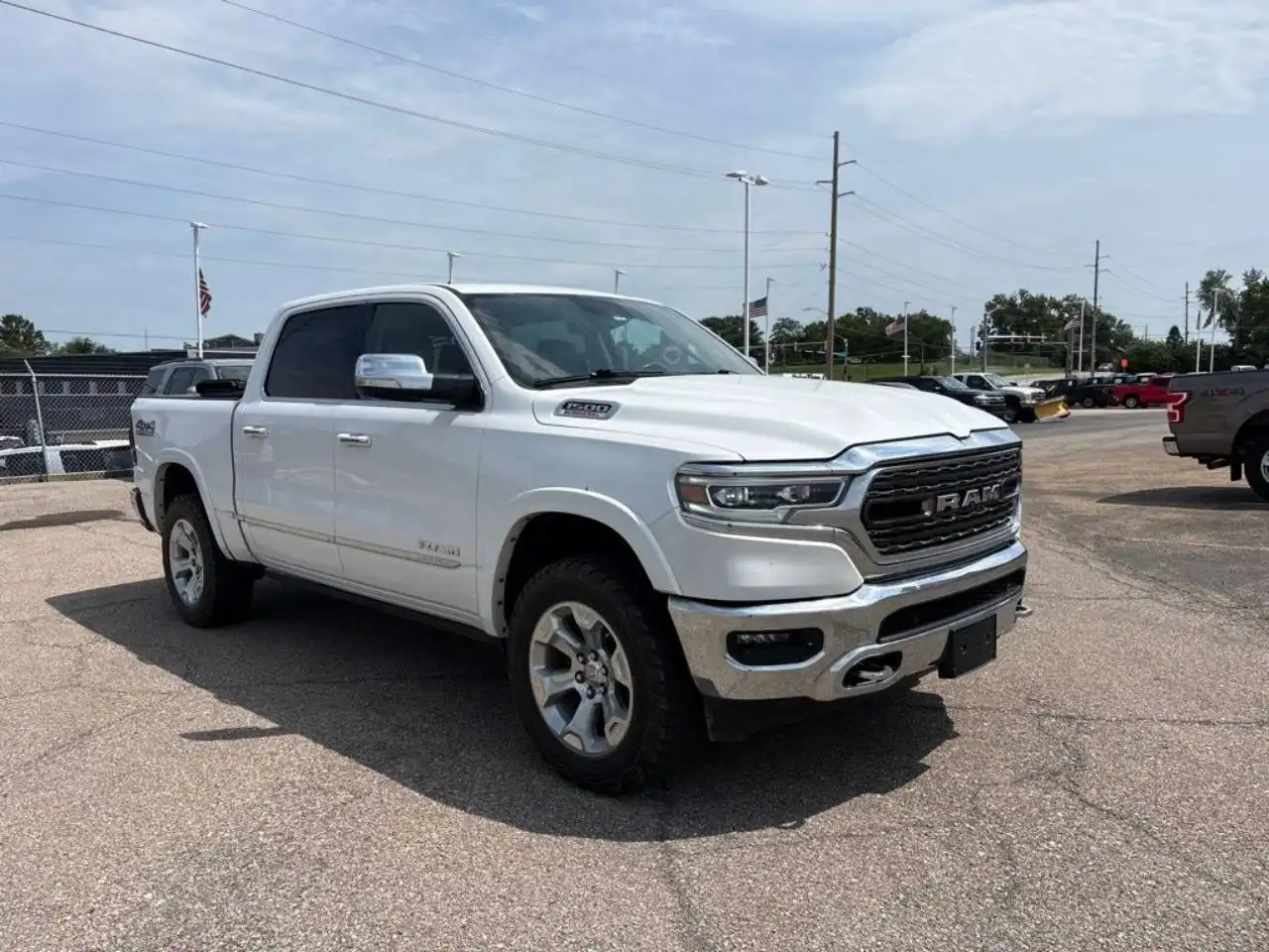 2021 RAM 1500 Limited 4x4 Crew Cab 5'7's photo