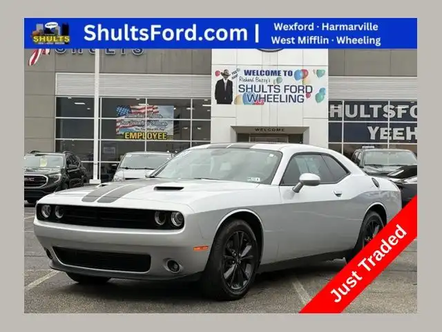 2023 Dodge Challenger SXT Auto AWD's photo