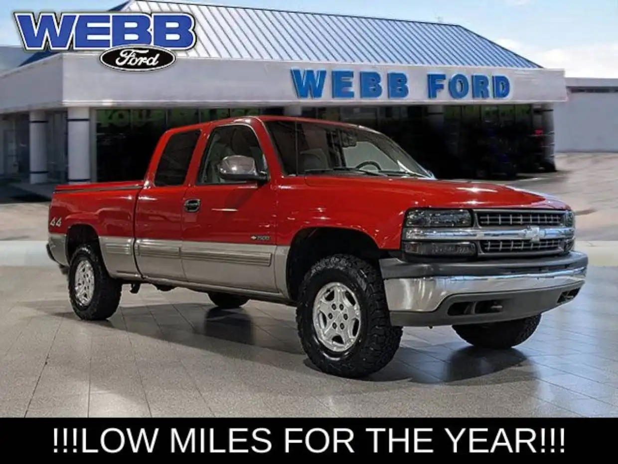 2001 Chevrolet Silverado 1500 1500 4WD Extended Cab SWB's photo