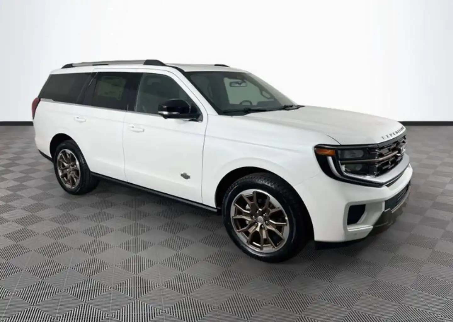 2027 Ford Expedition King Ranch 4WD's photo