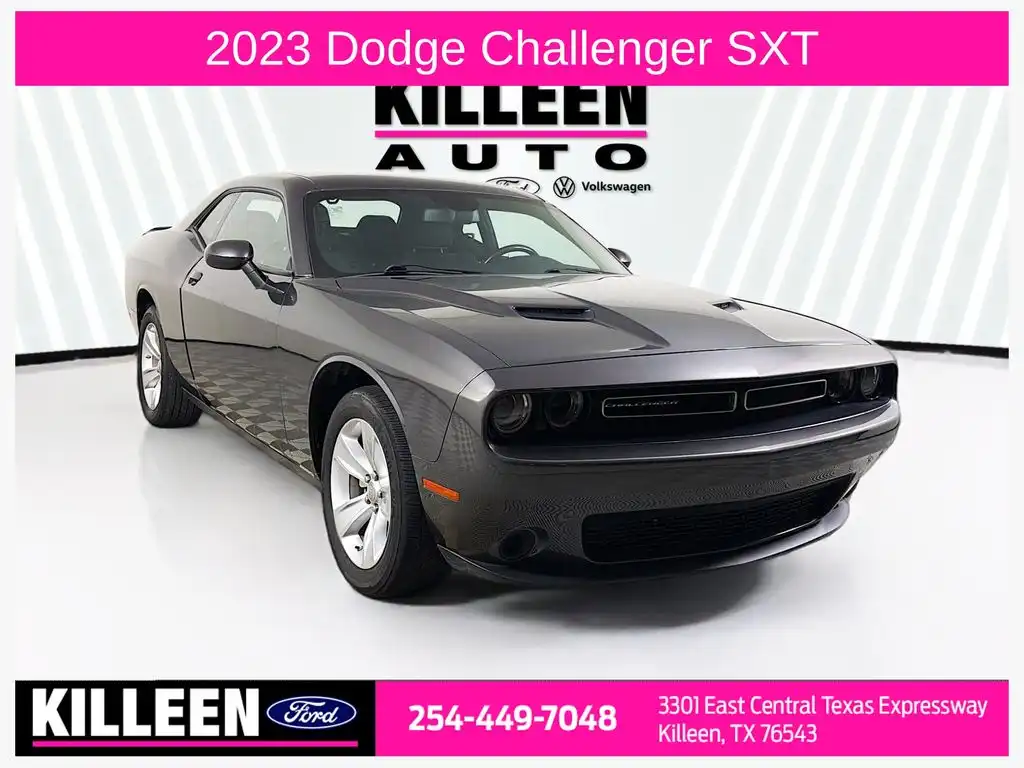 2023 Dodge Challenger SXT Auto's photo