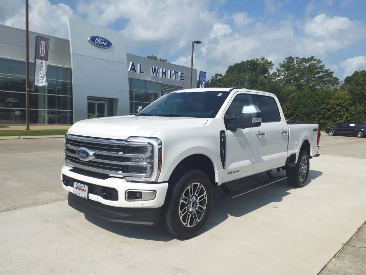 2026 Ford F-350 Platinum 4x4 Crew Cab 6-3/4' Box SRW's photo