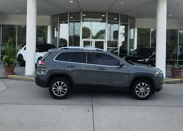 2021 Jeep Cherokee Latitude Lux 4X4's photo