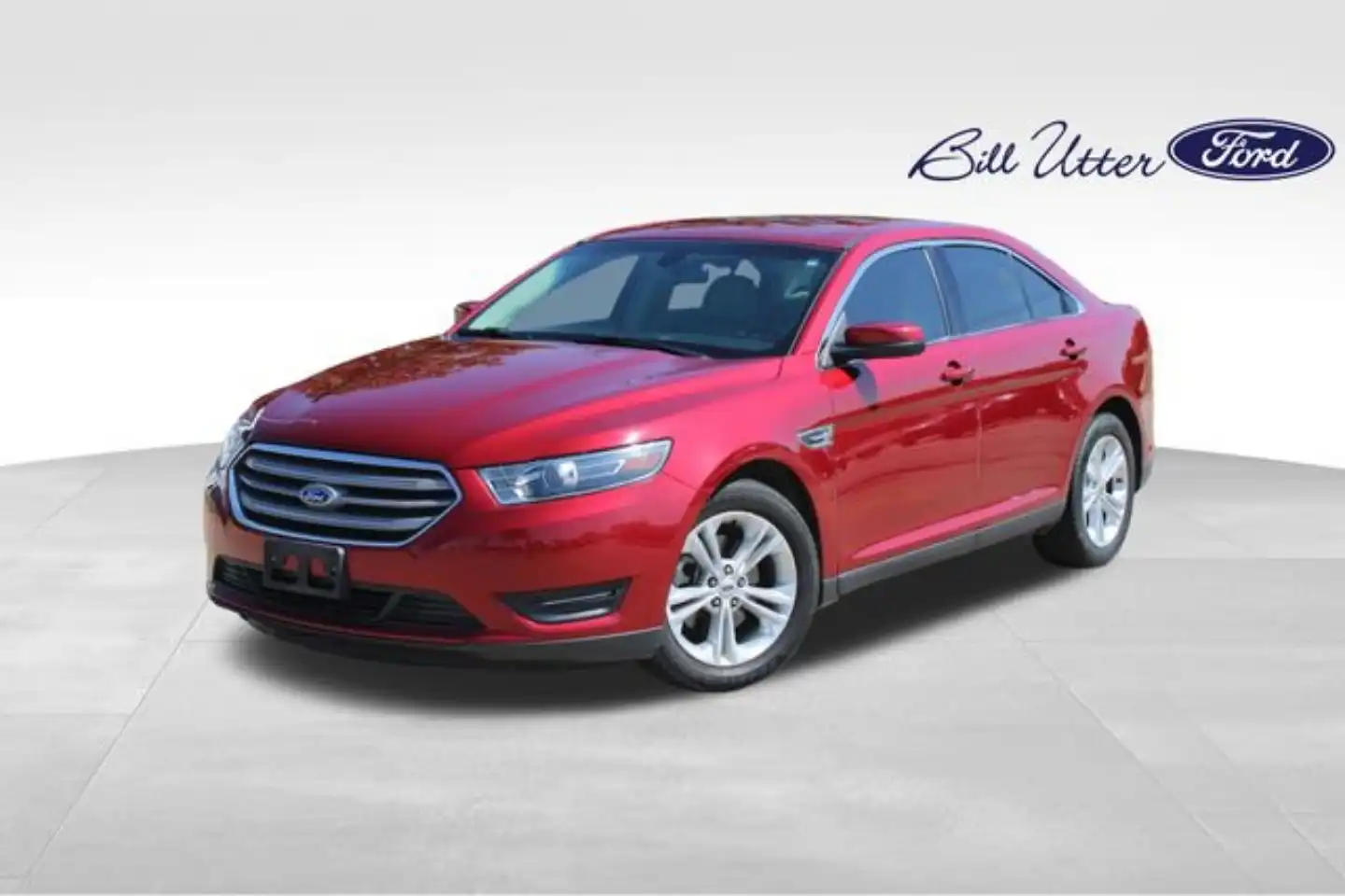 2016 Ford Taurus SEL FWD's photo