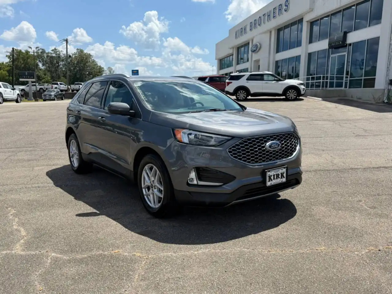 2023 Ford Edge SEL AWD's photo