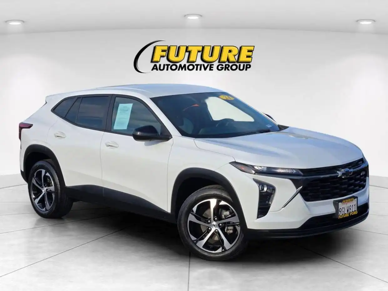 2024 Chevrolet Trax 1RS's photo