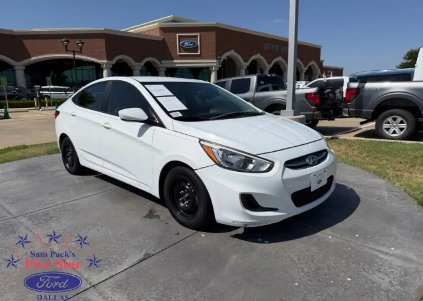 2017 Hyundai Accent SE 4-Door 6-Speed Automatic's photo