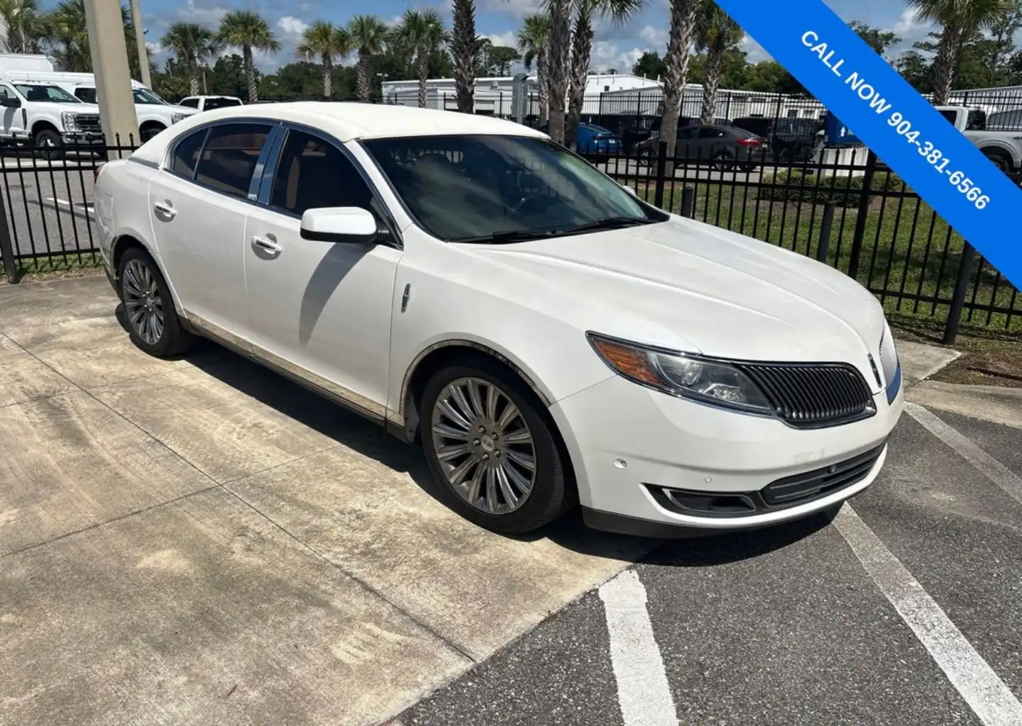 2015 Lincoln MKS FWD's photo