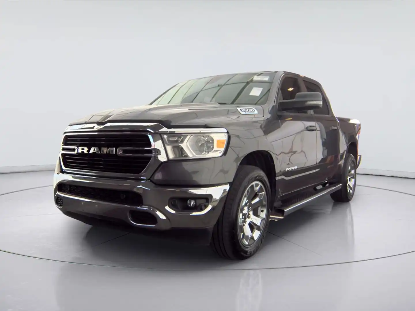 2021 RAM 1500 Big Horn/Lone Star 4x4 Crew Cab 5'7's photo