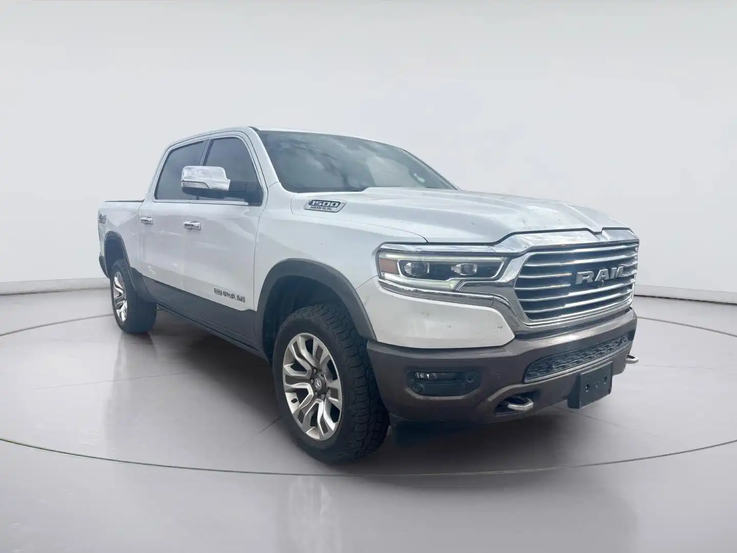 2019 RAM 1500 Longhorn 4x4 Crew Cab 5'7's photo