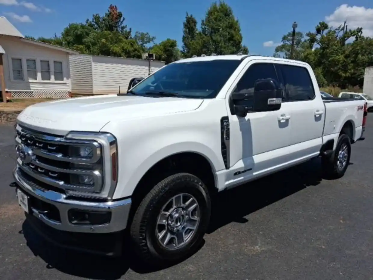 2024 Ford F-250 Lariat 4x4 Crew Cab 6-3/4' Box's photo