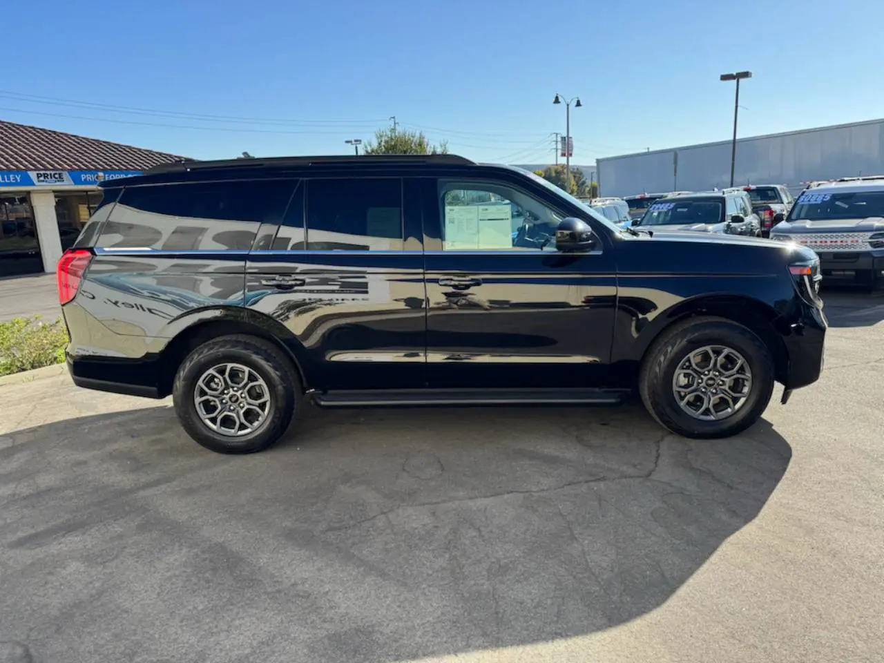 2025 Ford Expedition Active 4WD photo 4