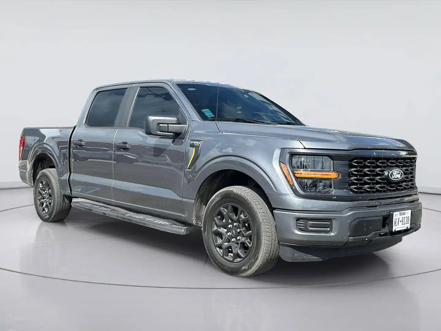 2025 Ford F-150 STX SuperCrew 5-1/2 Box's photo