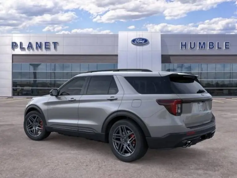 2026 Ford Explorer ST 4WD photo 4