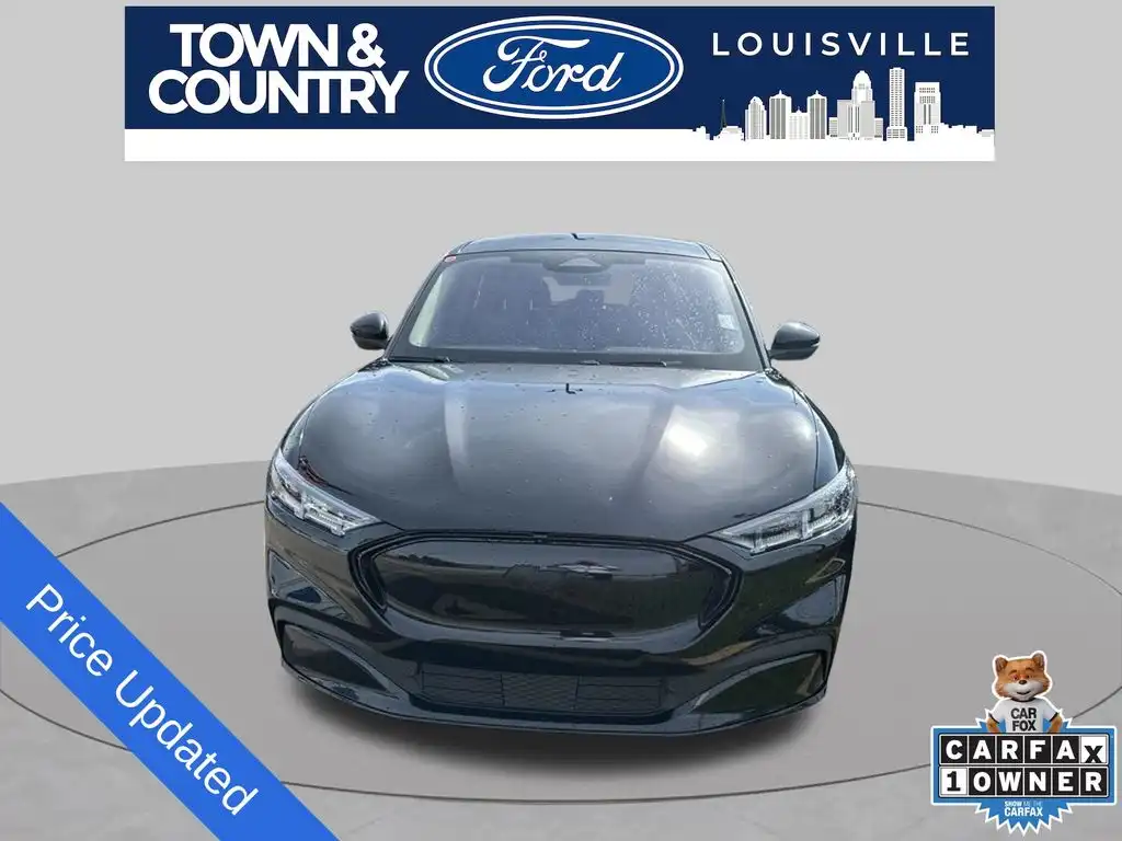 2023 Ford Mustang-Mach-e Premium's photo
