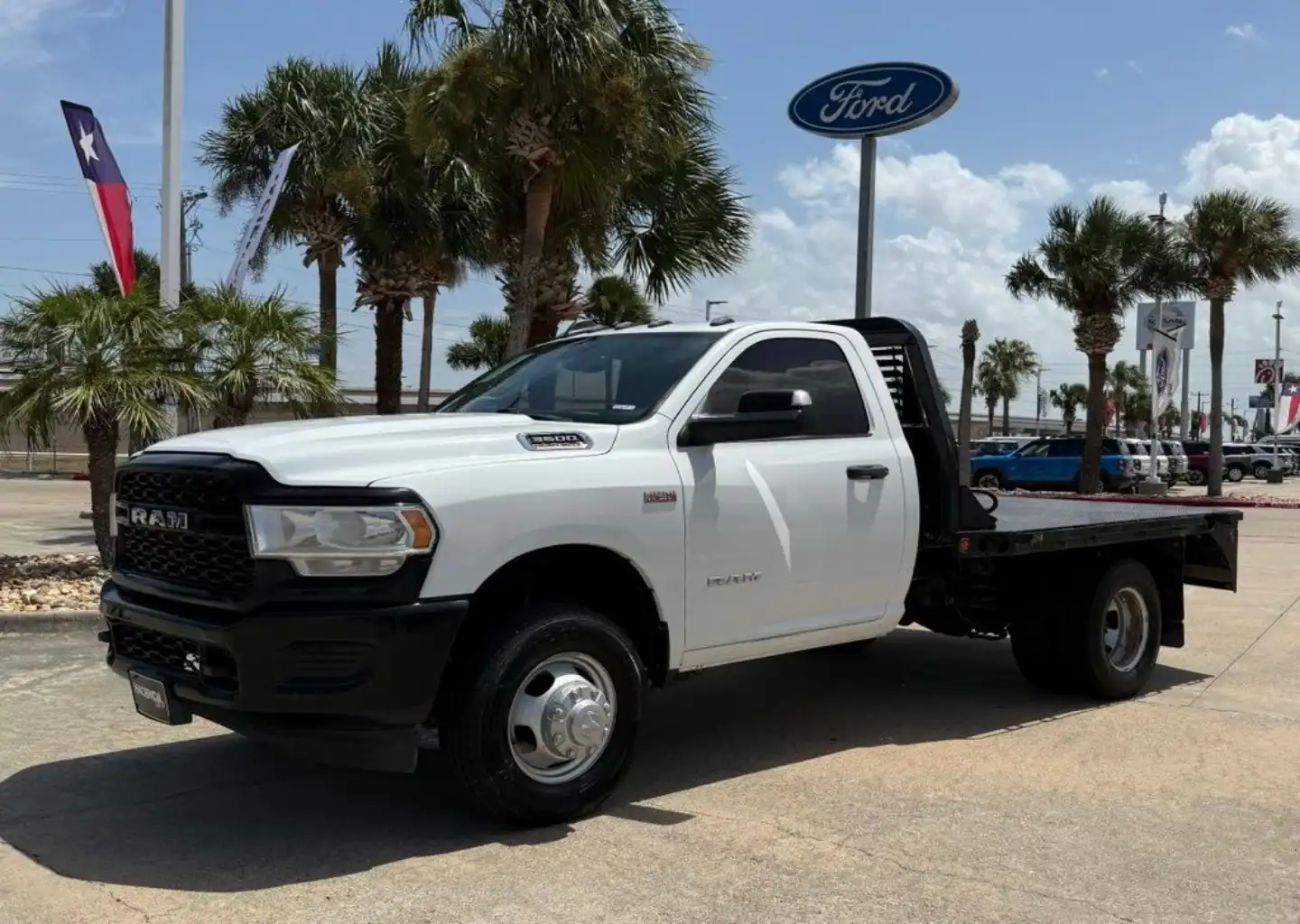 2019 RAM 3500 Tradesman 4X4 Regular Cab SWB DRW's photo