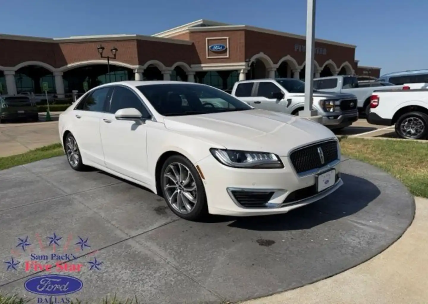 2018 Lincoln MKZ Reserve FWD's photo