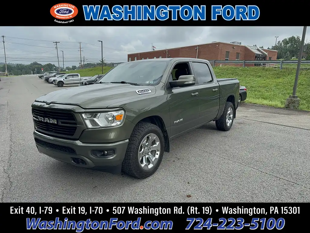2020 RAM 1500 Big Horn/Lone Star 4x4 Crew Cab 5'7's photo