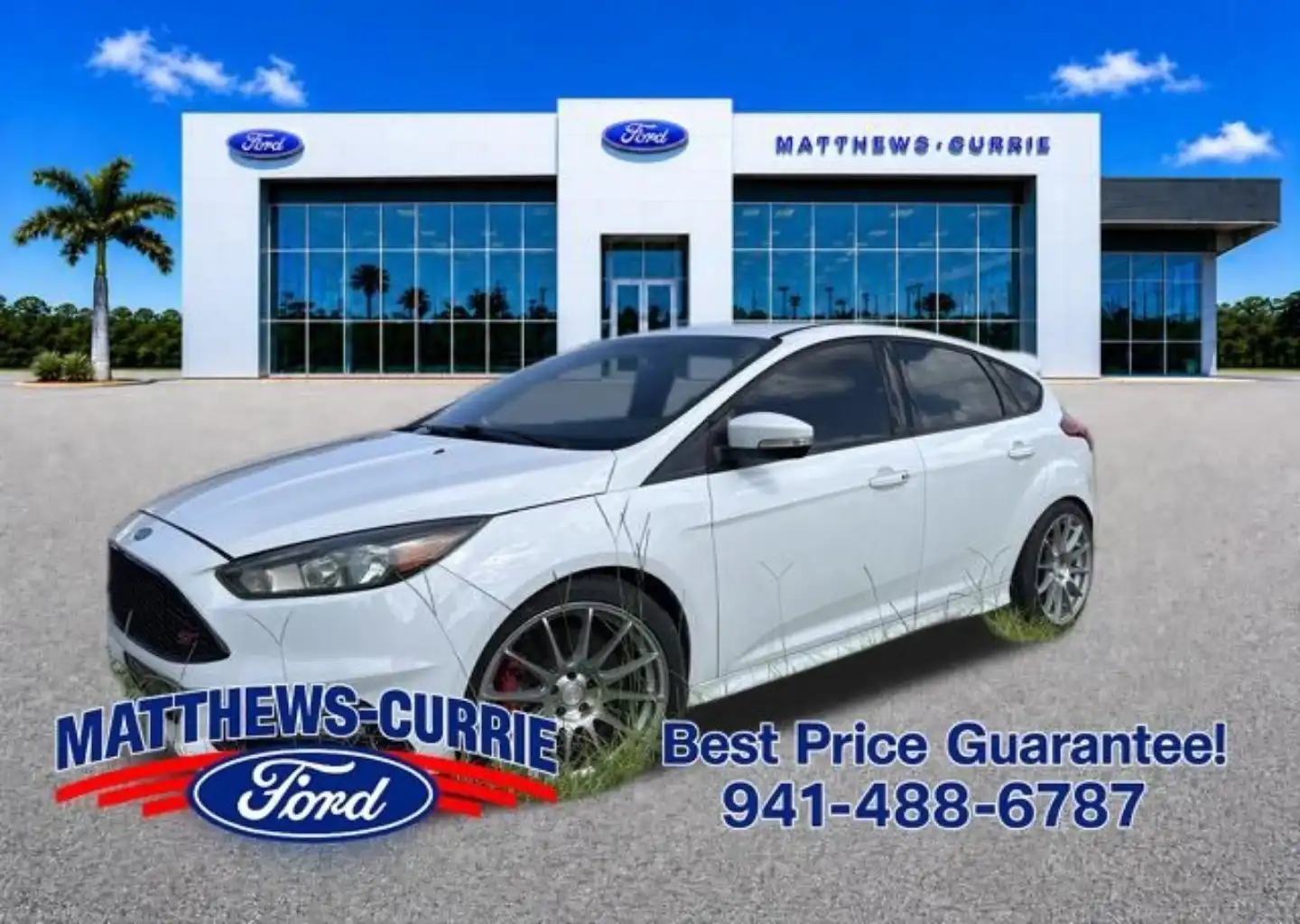2016 Ford Focus 5 Door Hatch ST's photo