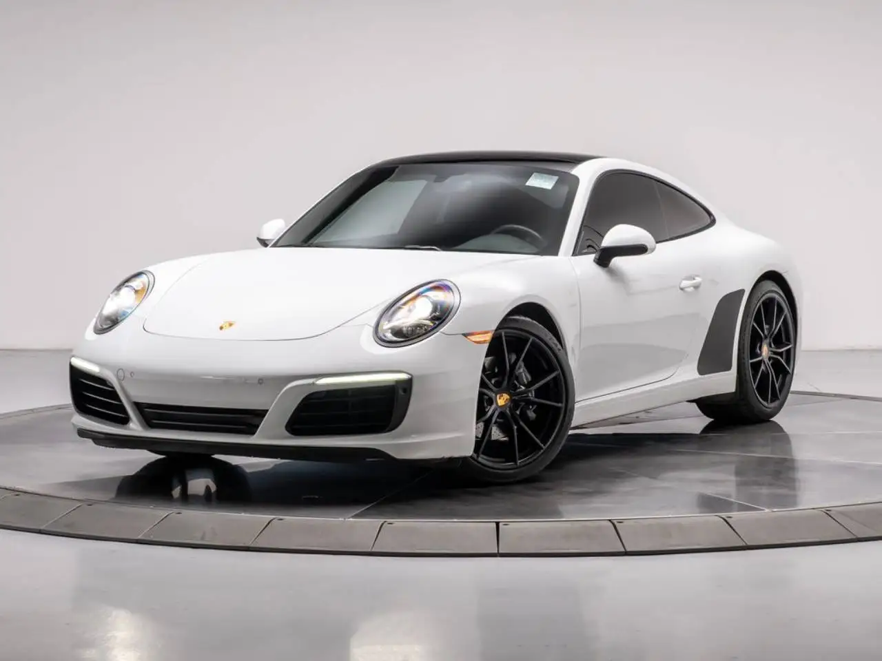 2018 Porsche 911 undefined photo 1