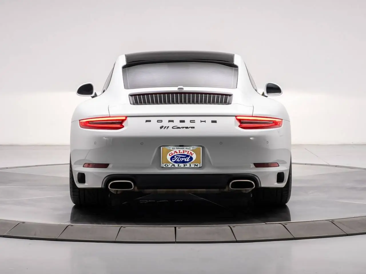 2018 Porsche 911 undefined photo 4