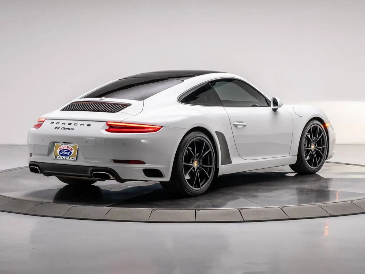 2018 Porsche 911 undefined photo 5