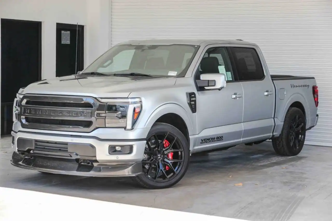 2025 Ford F-150 Lariat 4x4 SuperCrew 5-1/2 Box's photo