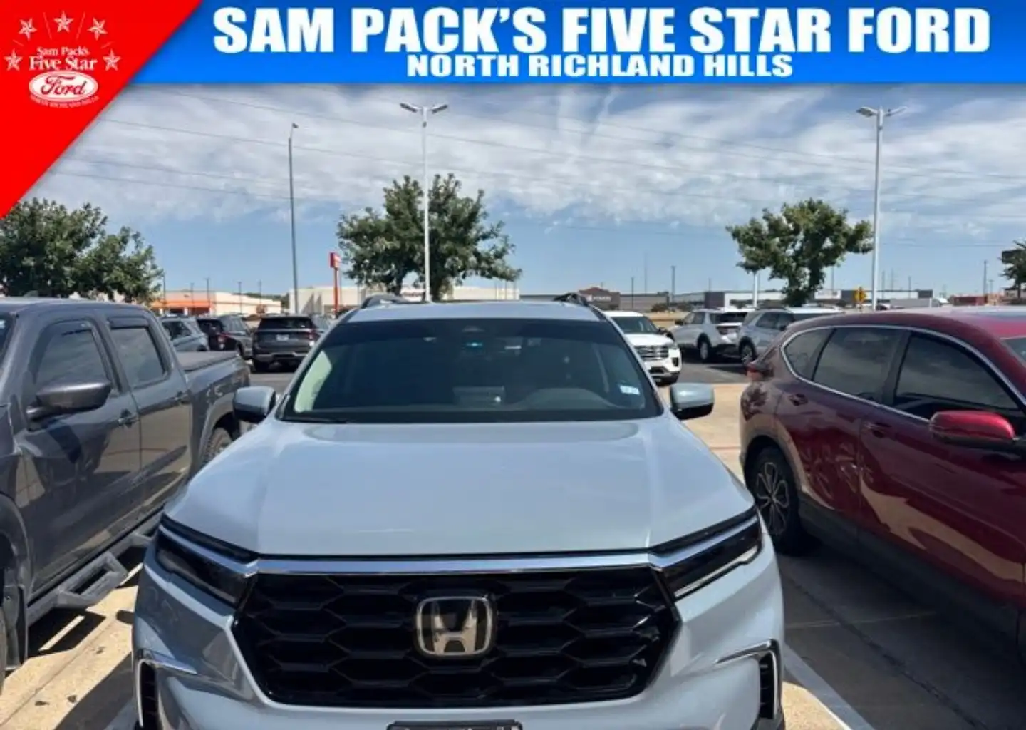 2025 Honda Pilot Touring 2WD's photo