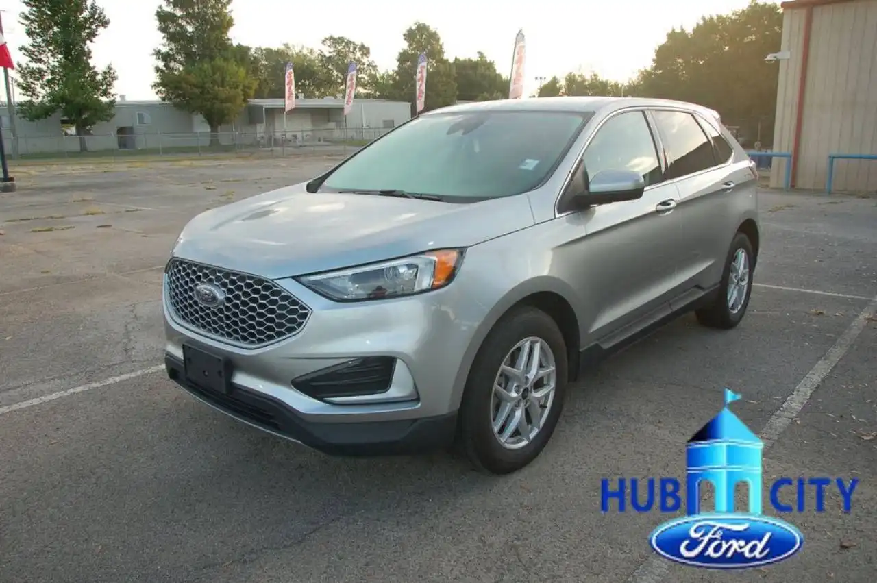 2024 Ford Edge SEL AWD's photo