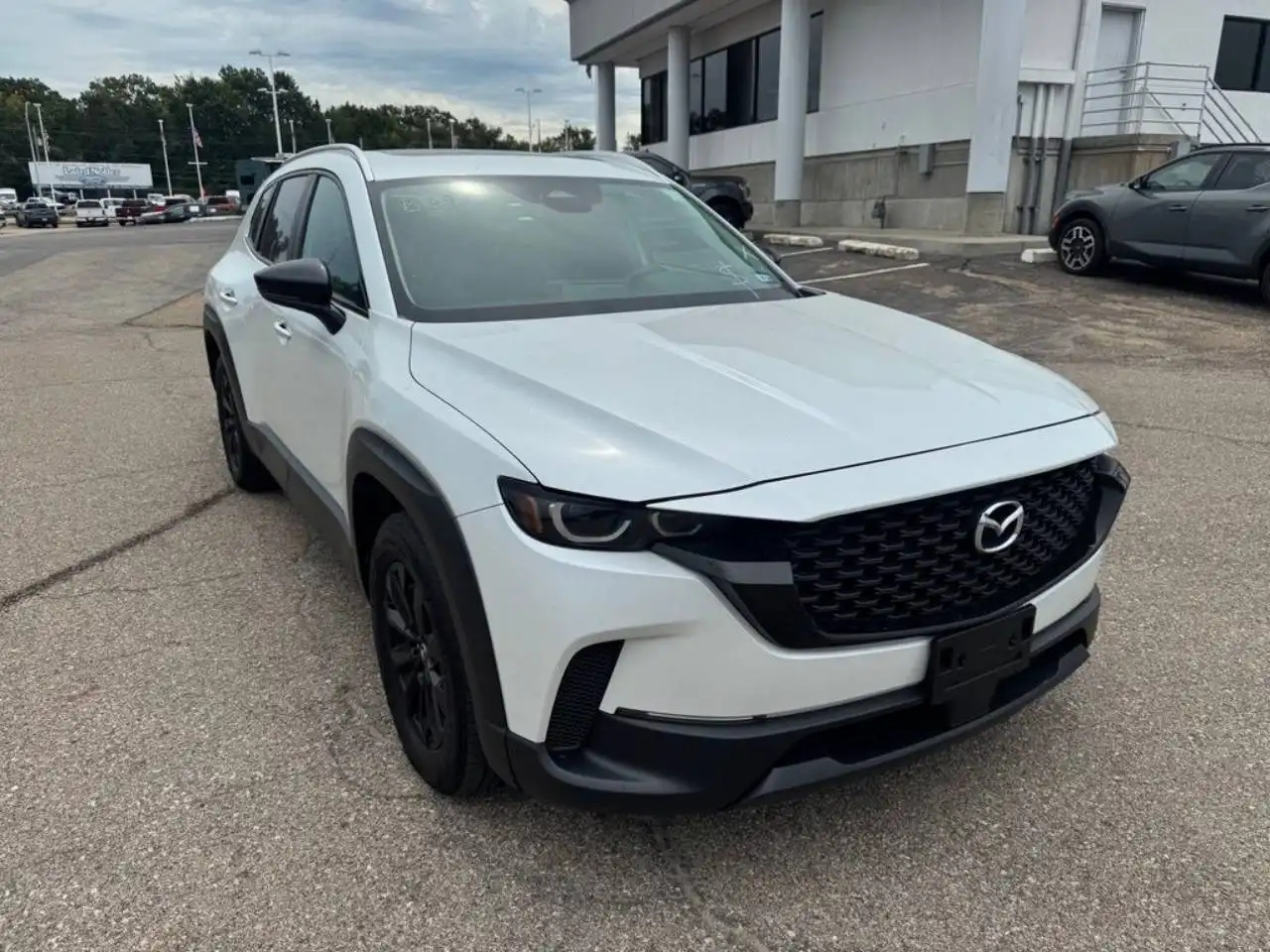 2025 Mazda CX-50 2.5 S Premium's photo