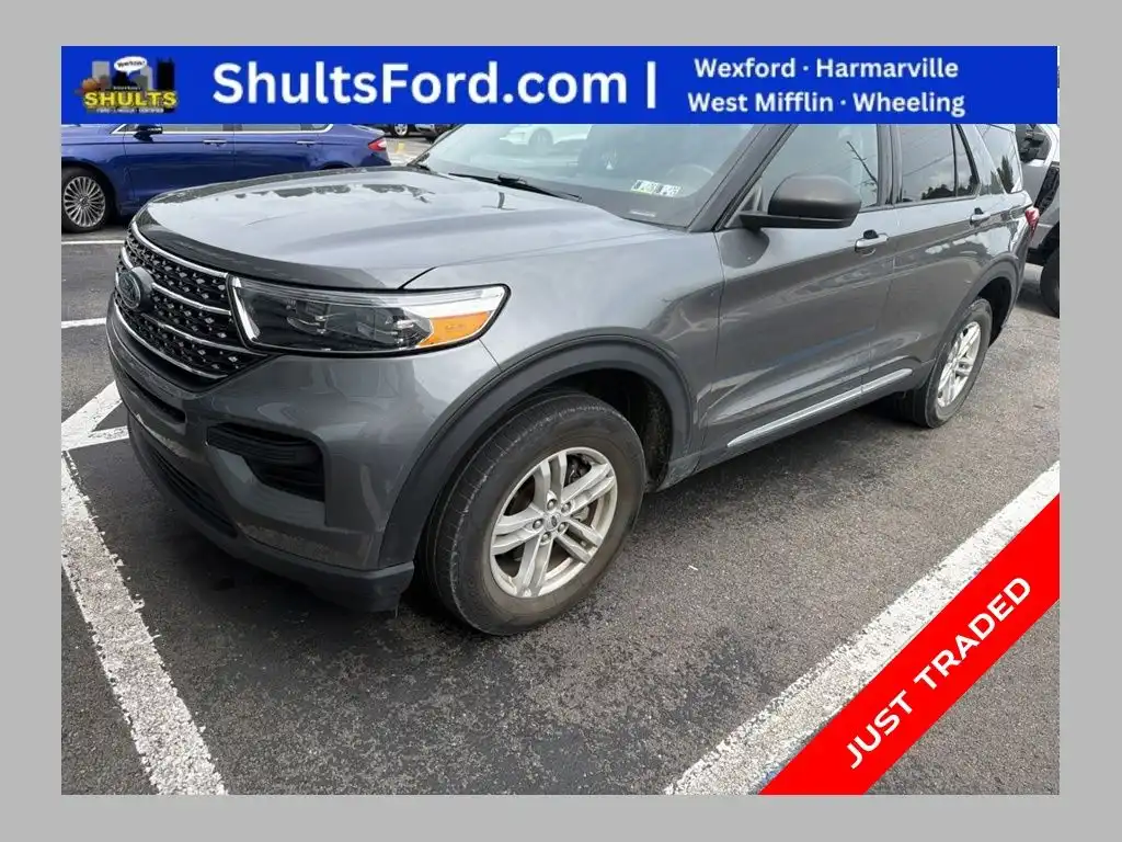 2023 Ford Explorer XLT 4WD's photo