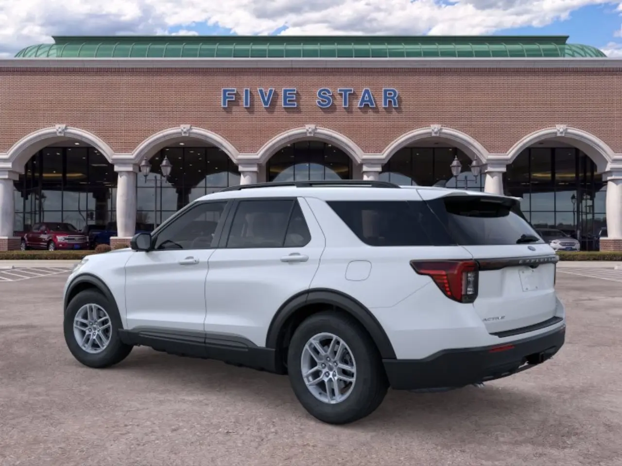 2026 Ford Explorer Active 4WD photo 5