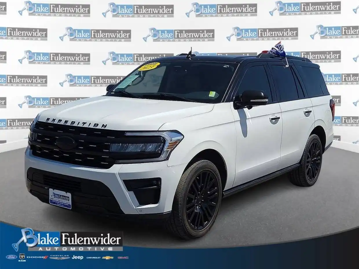 2023 Ford Expedition Limited's photo