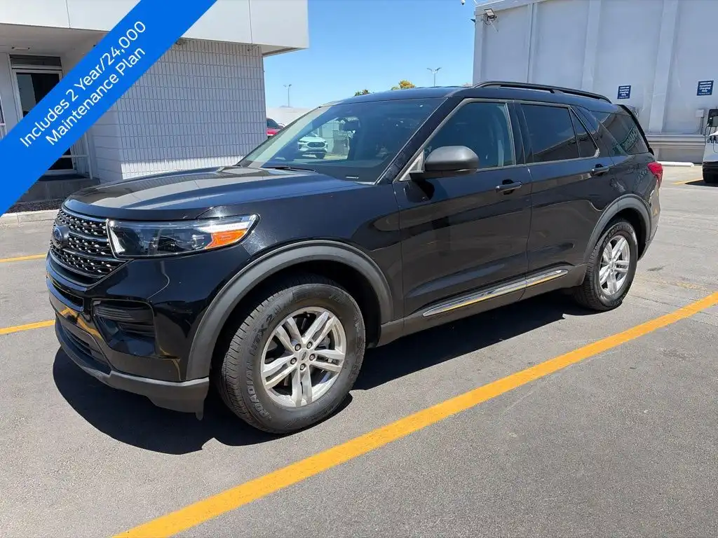 2022 Ford Explorer XLT RWD's photo