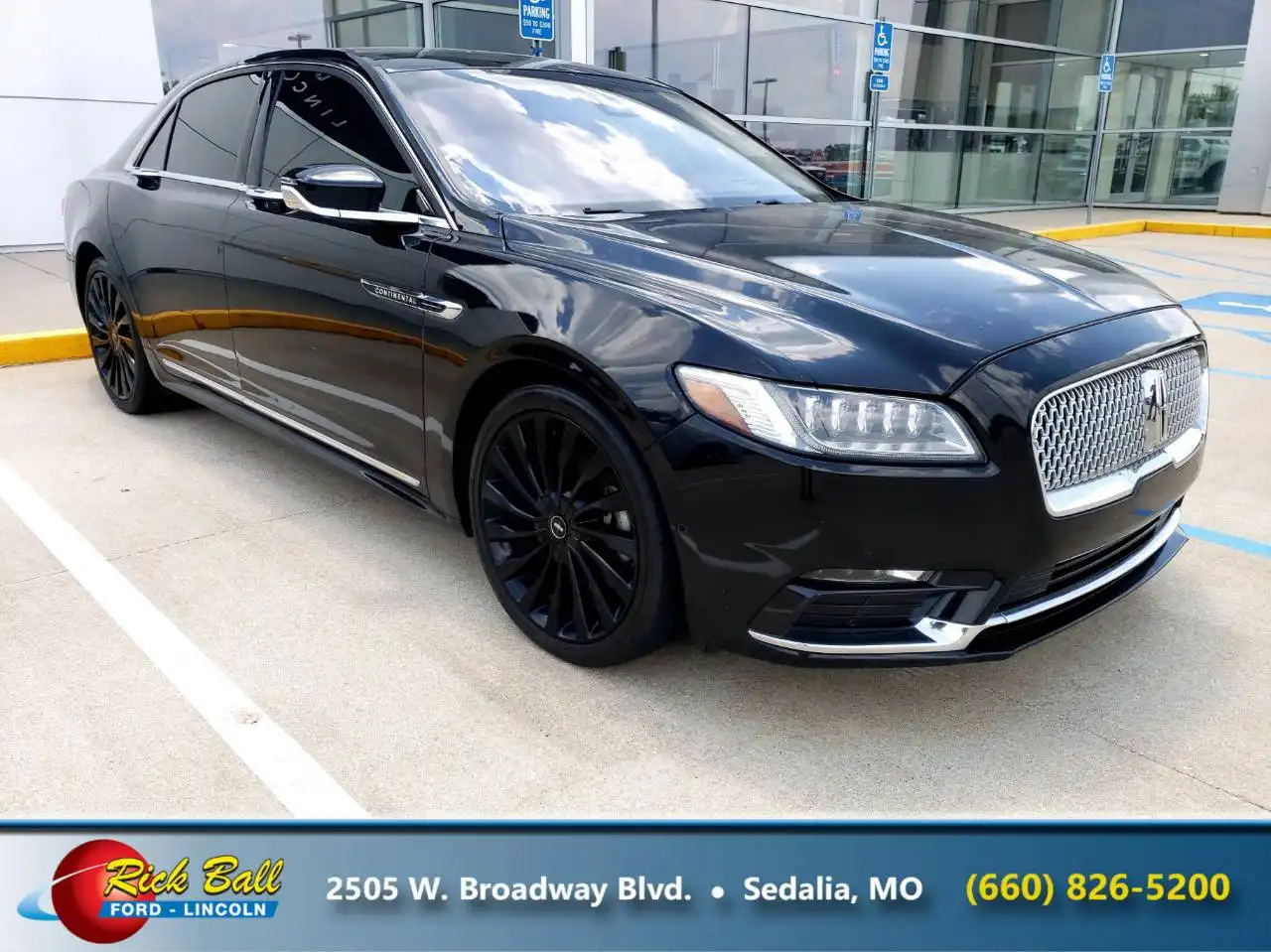 2019 Lincoln Continental Black Label AWD's photo