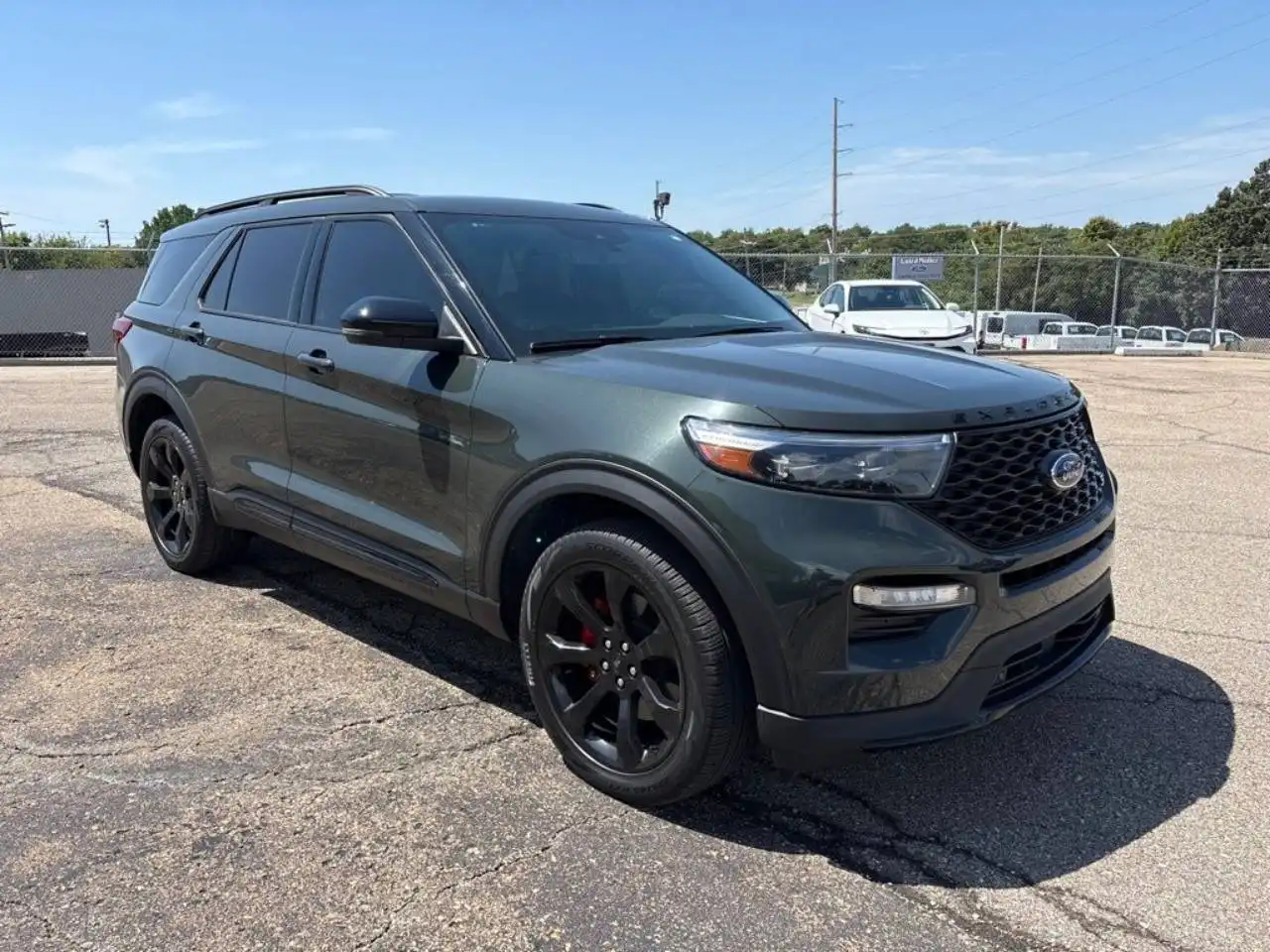 2024 Ford Explorer ST 4WD's photo
