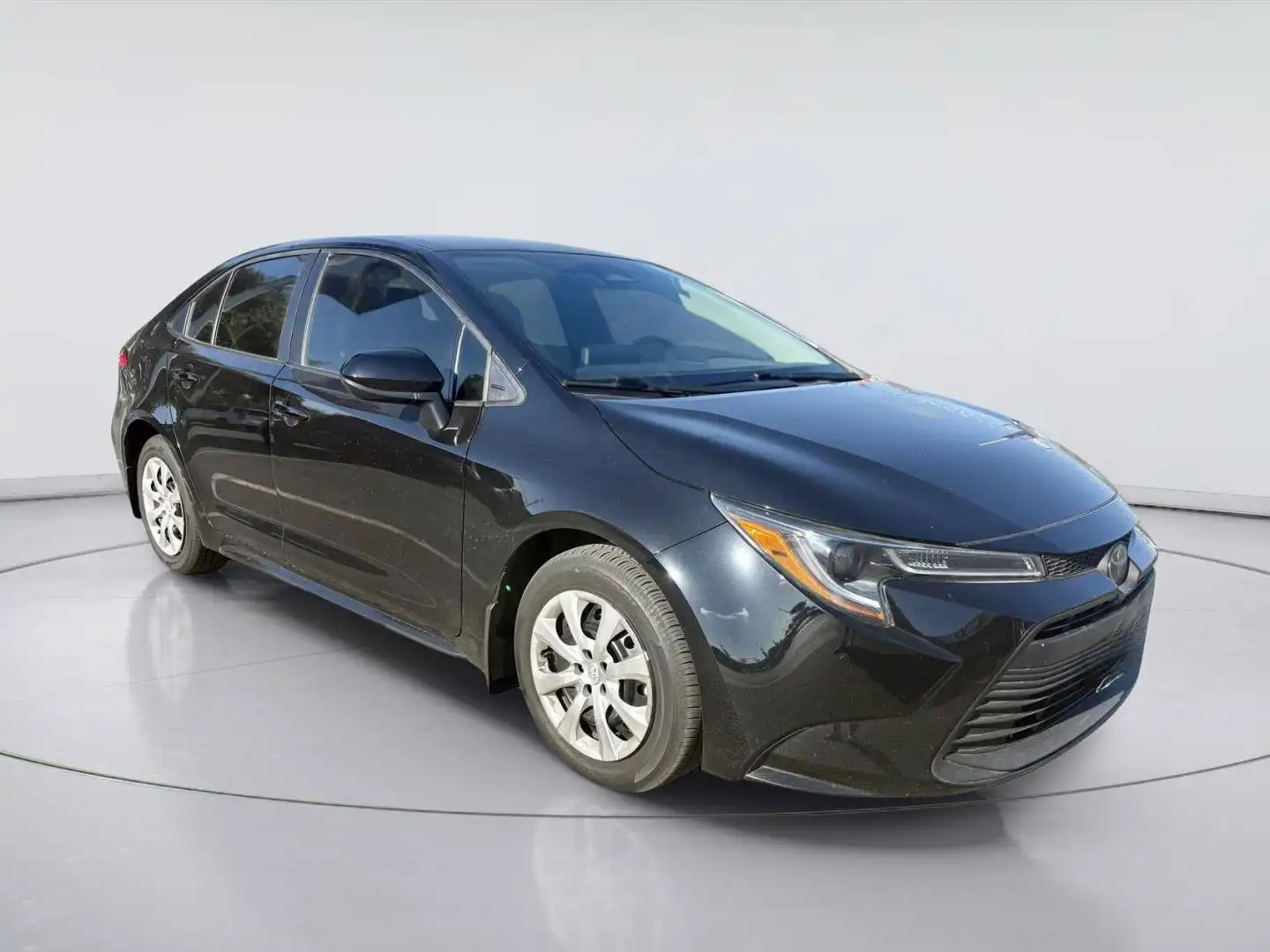 2025 Toyota Corolla LE CVT's photo