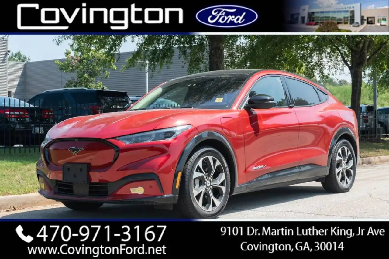 2022 Ford Mustang-Mach-e Premium's photo
